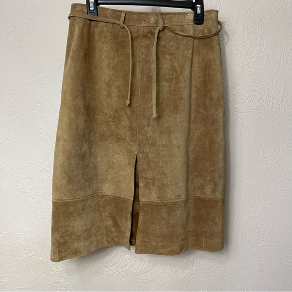 J. Marco Galleries Suede Skirt - Picture 2 of 7